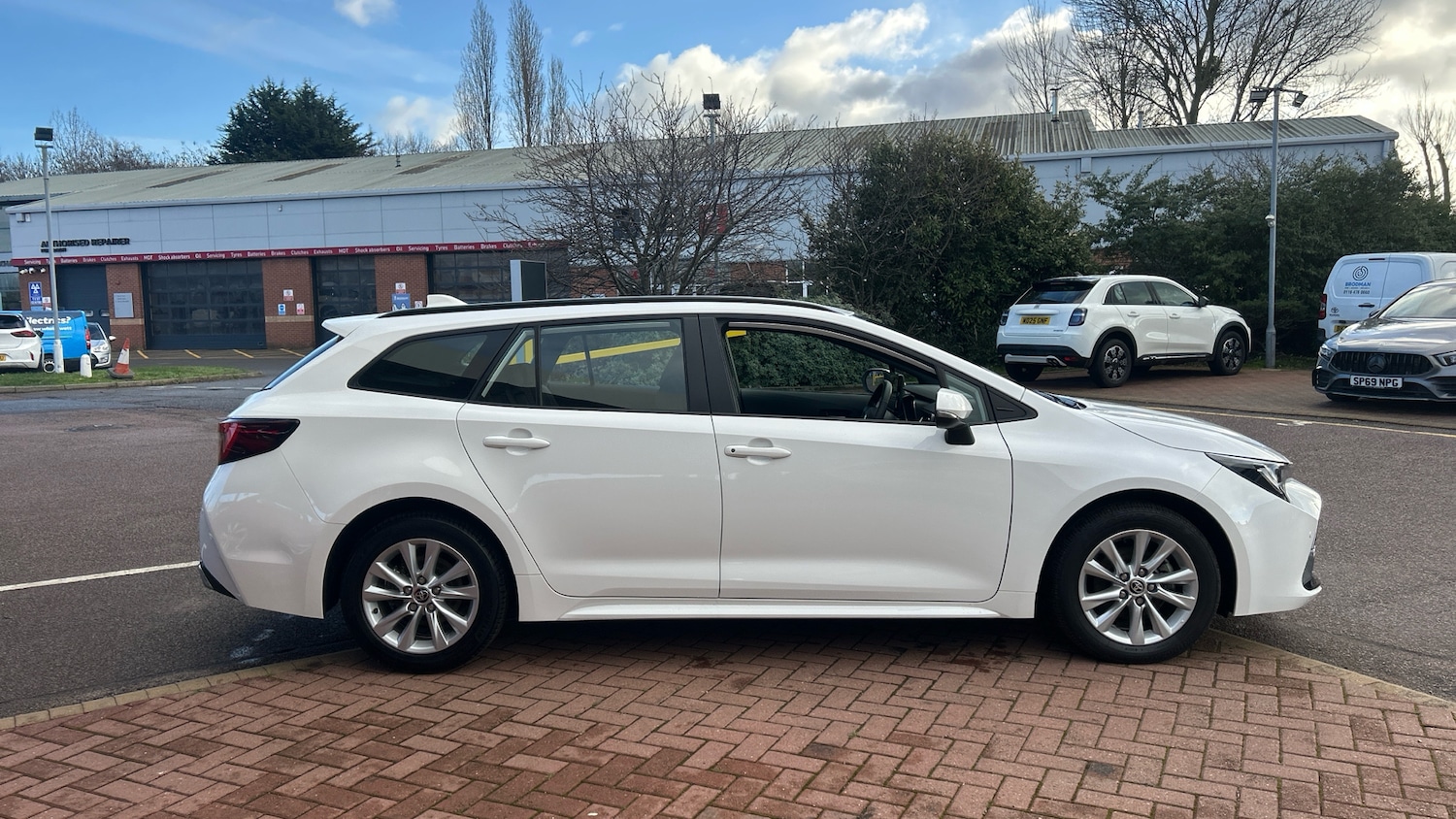 Used Toyota Corolla 2024 for sale - 77189100: Photo 16