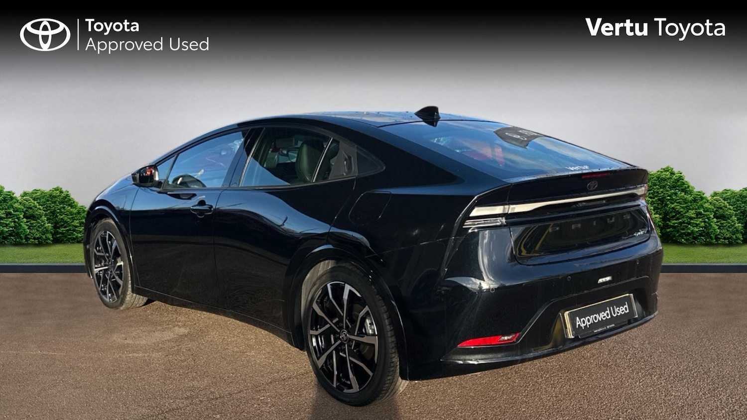 Used Toyota Prius 2024 for sale - 77192096: Photo 4