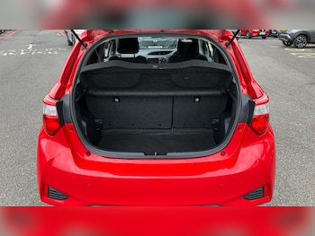 Used Toyota Yaris 2019 for sale - 78541449: Photo