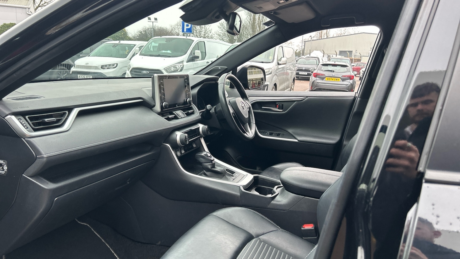 Used Toyota RAV4 2021 for sale - 77641237: Photo 10