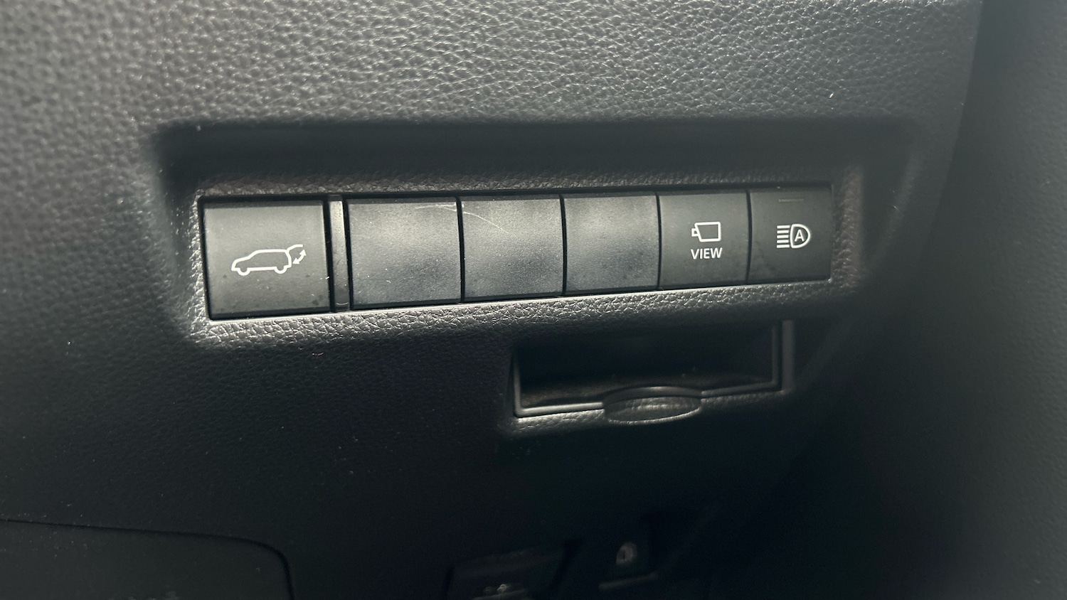 Used Toyota RAV4 2021 for sale - 77641237: Photo 38