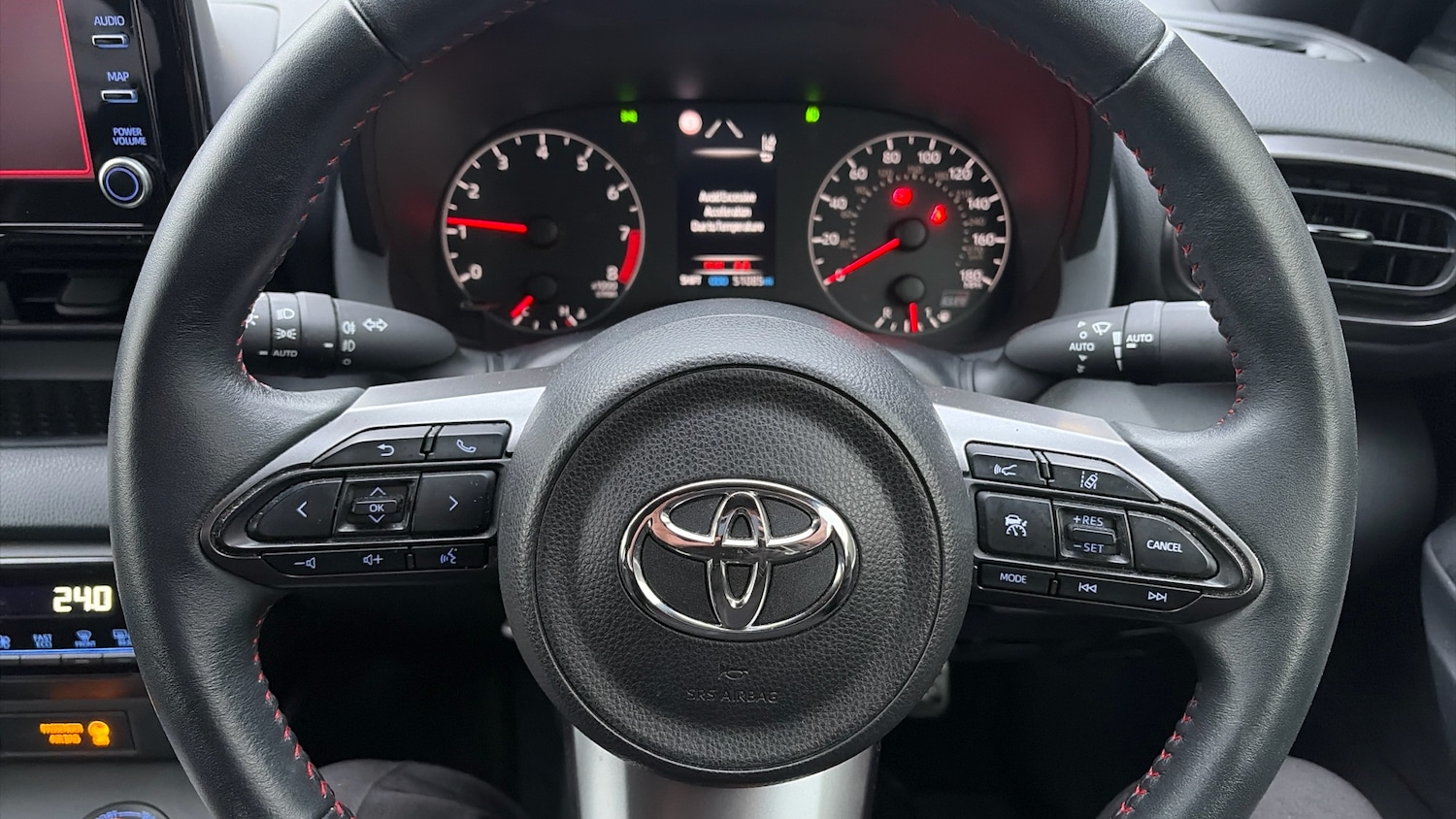 Used Toyota Yaris 2020 for sale - 76945320: Photo 8