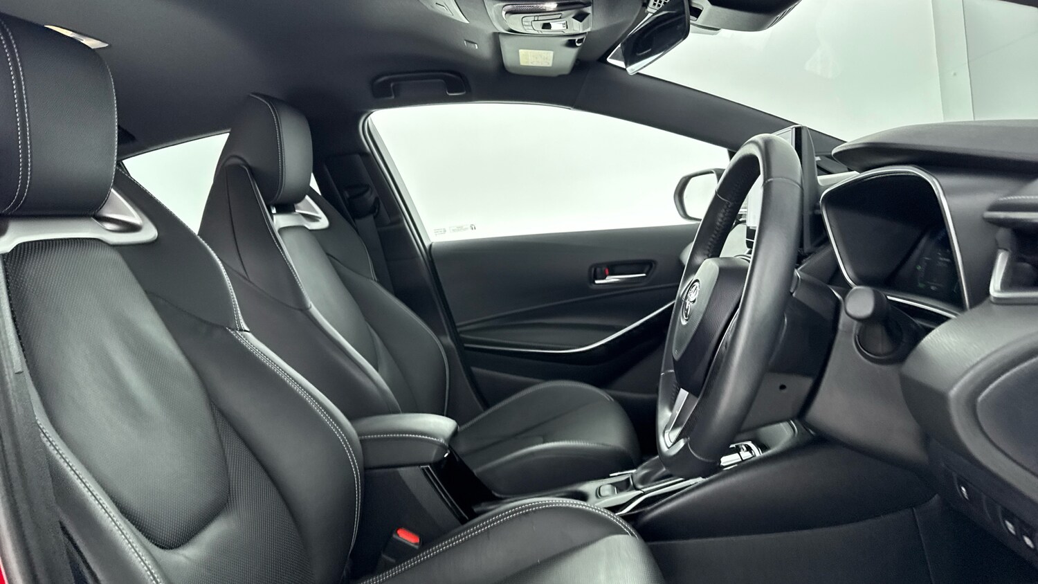 Used Toyota Corolla 2024 for sale - 76430711: Photo 11