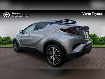 Used Toyota C-HR 2019 for sale - 75791169: Photo