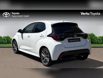 Used Toyota Yaris 2022 for sale - 79156759: Photo