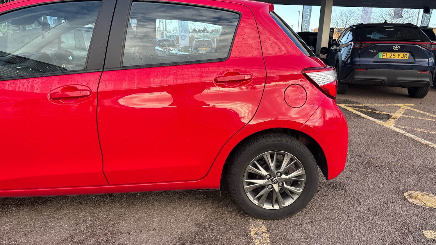 Used Toyota Yaris 2019 for sale - 76640943: Photo 24