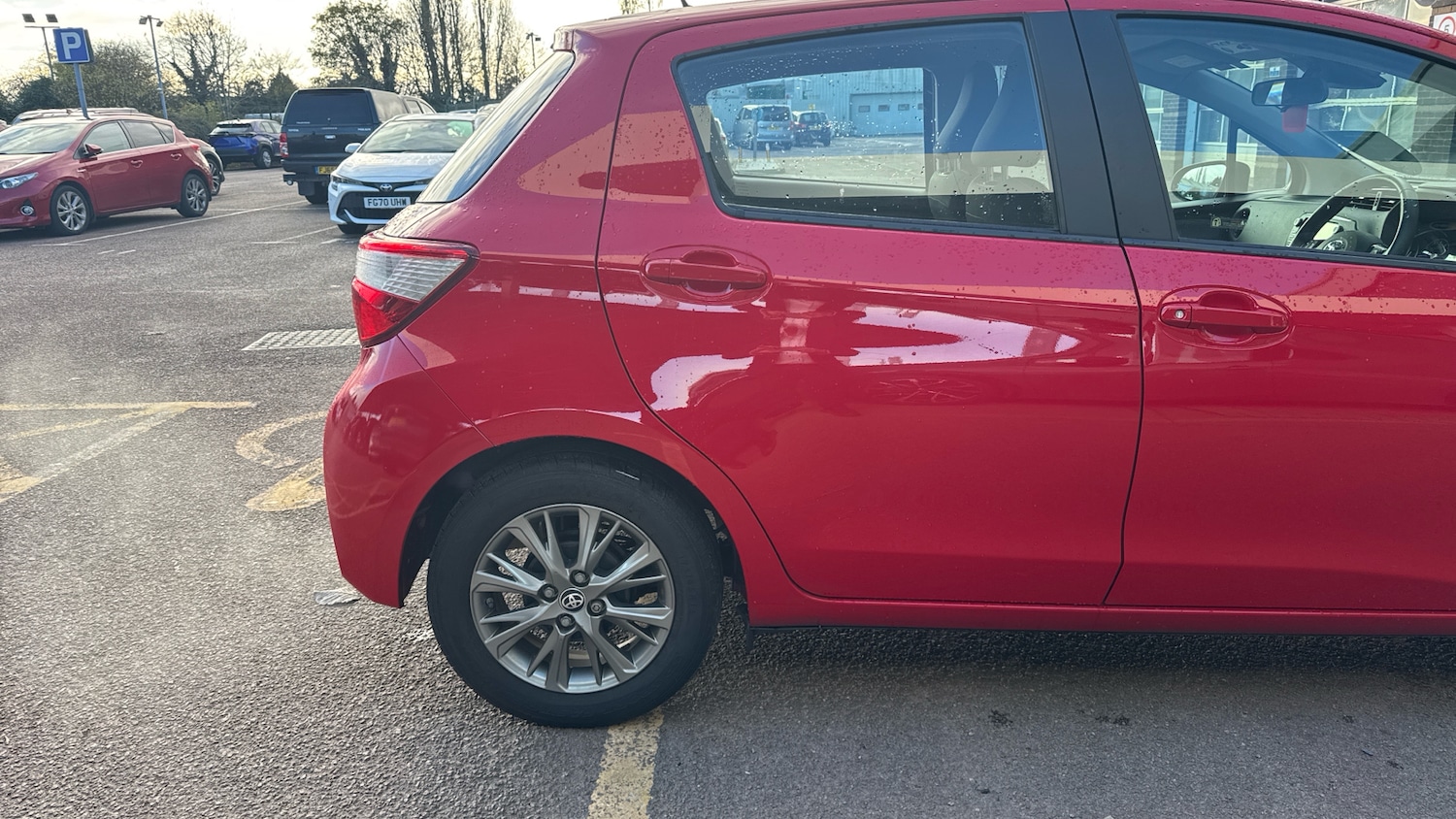 Used Toyota Yaris 2019 for sale - 76640943: Photo 28