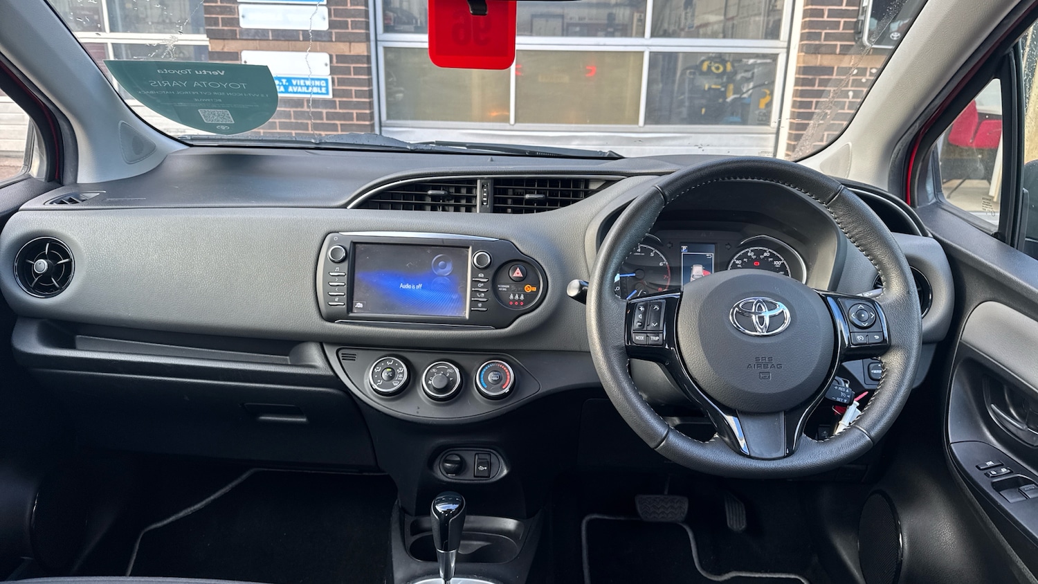 Used Toyota Yaris 2019 for sale - 76640943: Photo 5