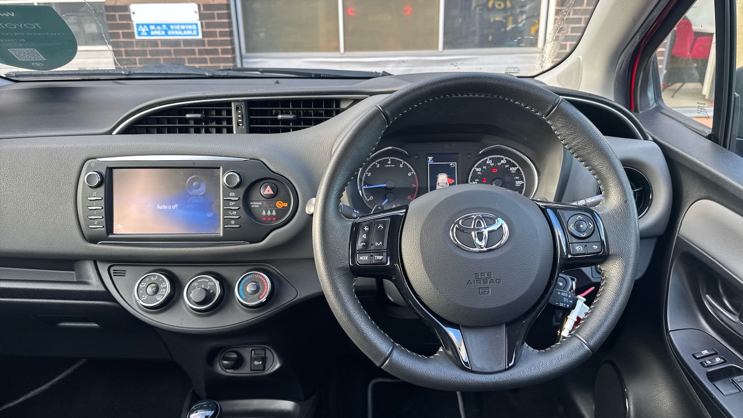 Used Toyota Yaris 2019 for sale - 76640943: Photo 6