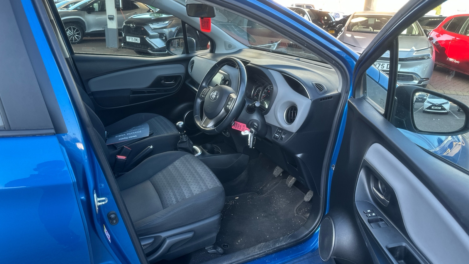 Used Toyota Yaris 2017 for sale - 77975748: Photo 11