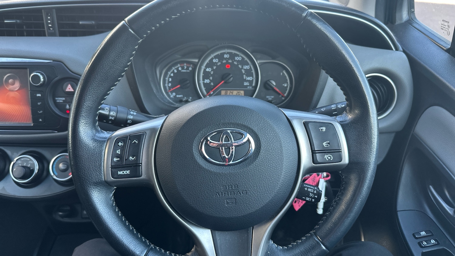 Used Toyota Yaris 2017 for sale - 77975748: Photo 8