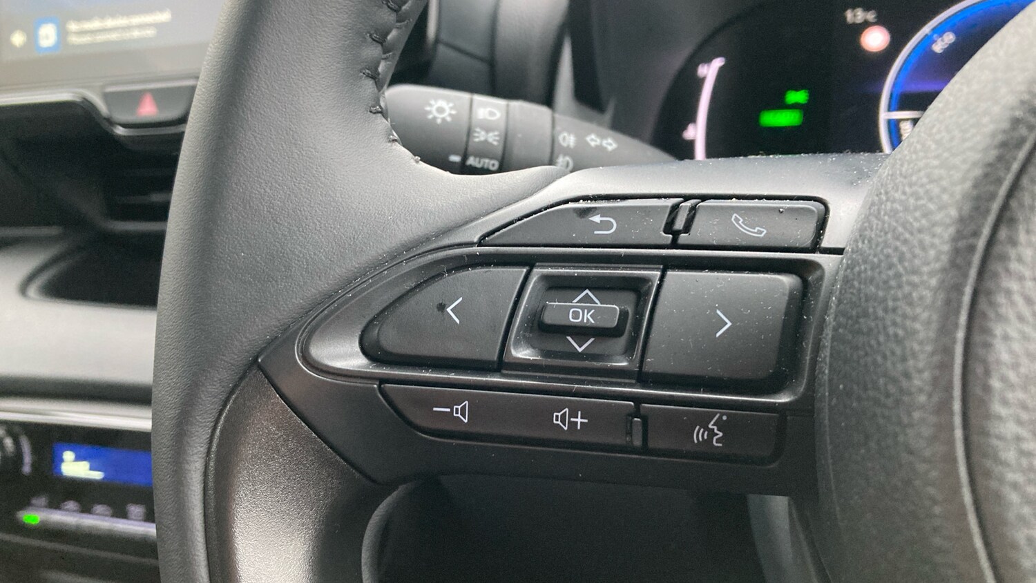 Used Toyota Yaris 2025 for sale - 77616580: Photo 35