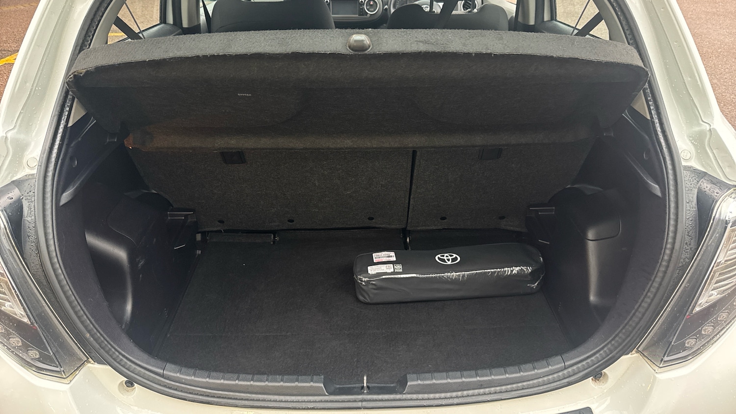 Used Toyota Yaris 2014 for sale - 77023360: Photo 14