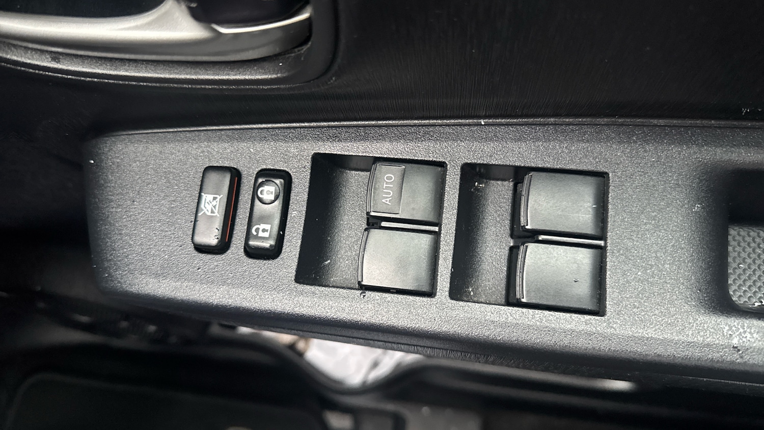 Used Toyota Yaris 2014 for sale - 77023360: Photo 29