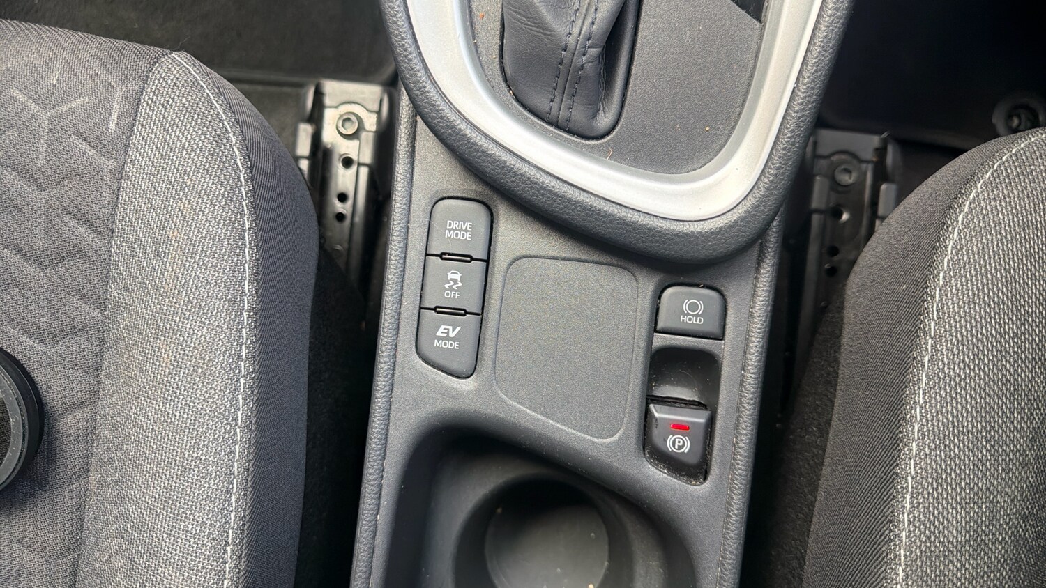 Used Toyota Yaris Cross 2023 for sale - 78020665: Photo 28