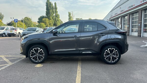 Used Toyota Yaris Cross 2023 for sale - 75545402: Photo 17