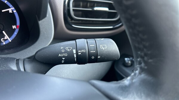 Used Toyota Yaris Cross 2023 for sale - 75545402: Photo 36