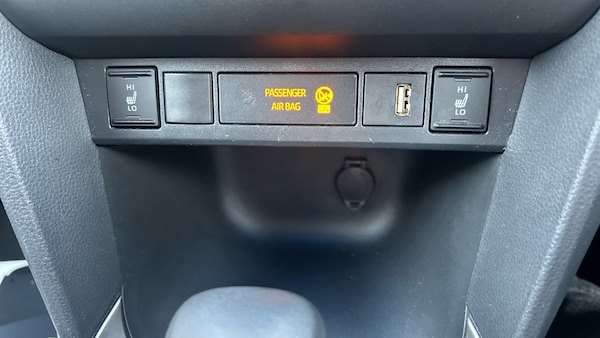 Used Toyota Yaris Cross 2023 for sale - 75545402: Photo 41