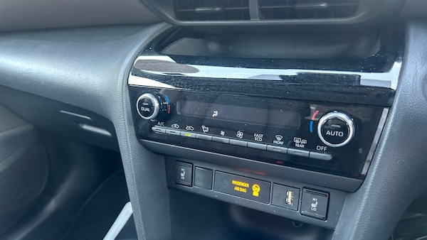 Used Toyota Yaris Cross 2023 for sale - 75545402: Photo 42