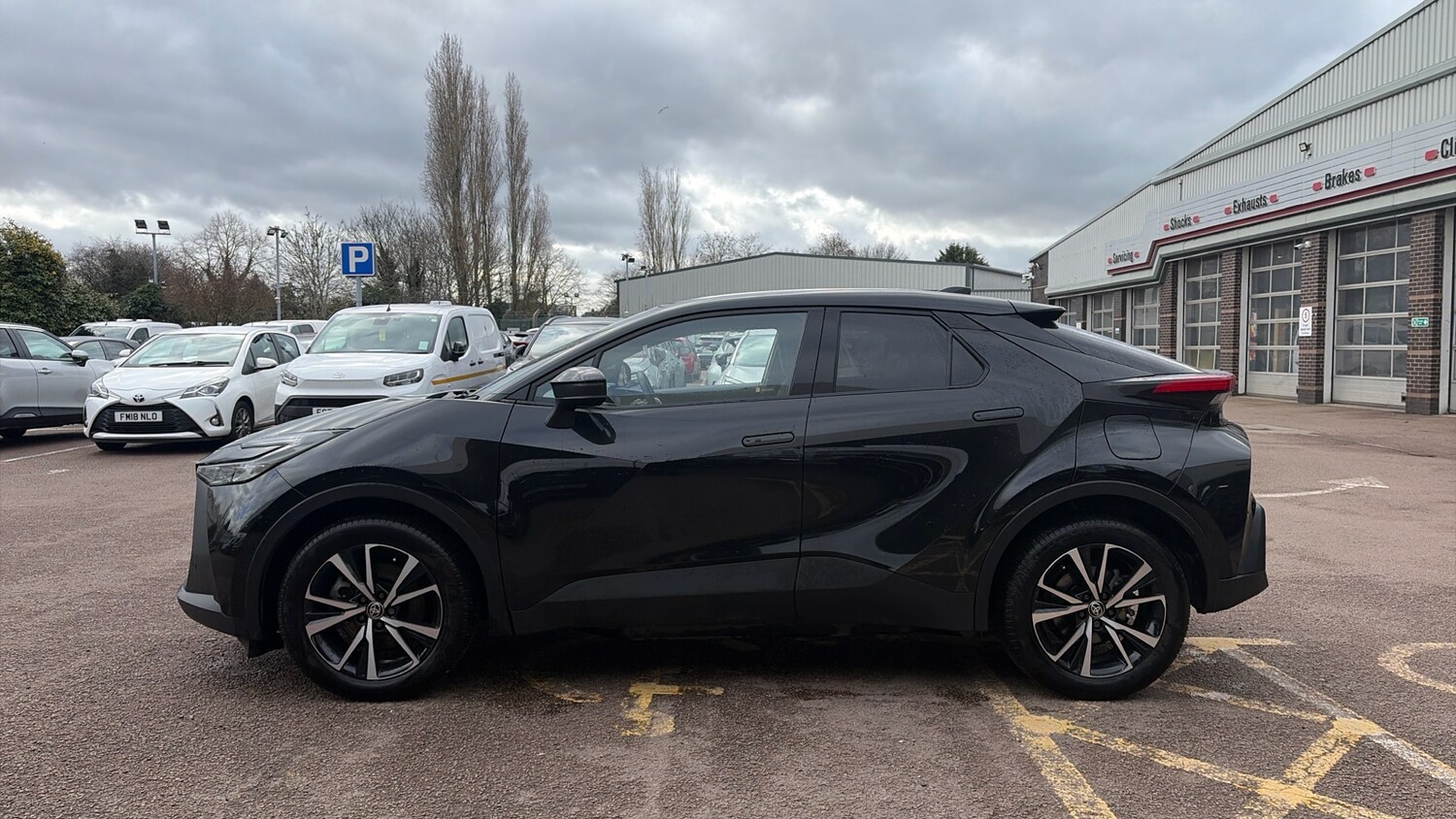 Used Toyota C-HR 2024 for sale - 77715258: Photo 17