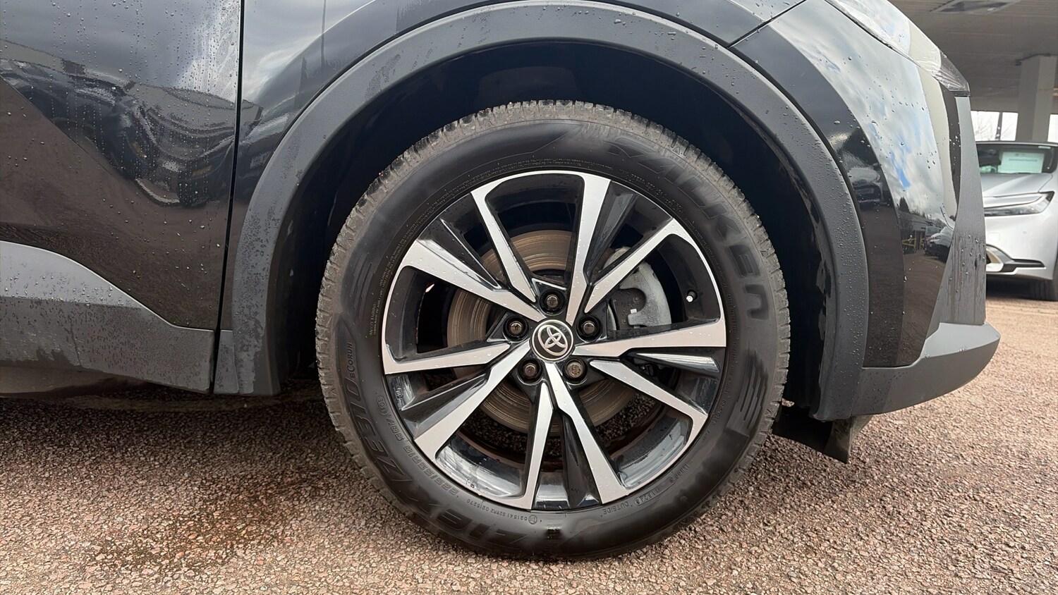 Used Toyota C-HR 2024 for sale - 77715258: Photo 18