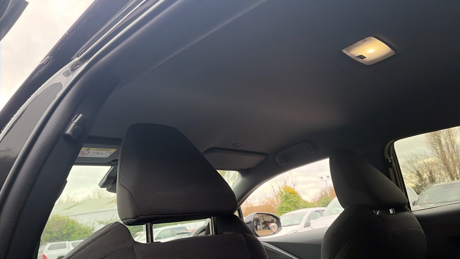 Used Toyota C-HR 2024 for sale - 77715258: Photo 21