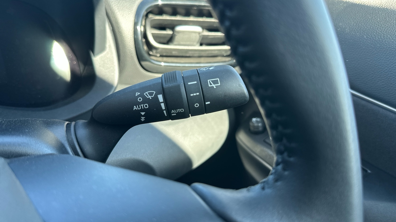 Used Toyota Yaris Cross 2025 for sale - 77968497: Photo 28