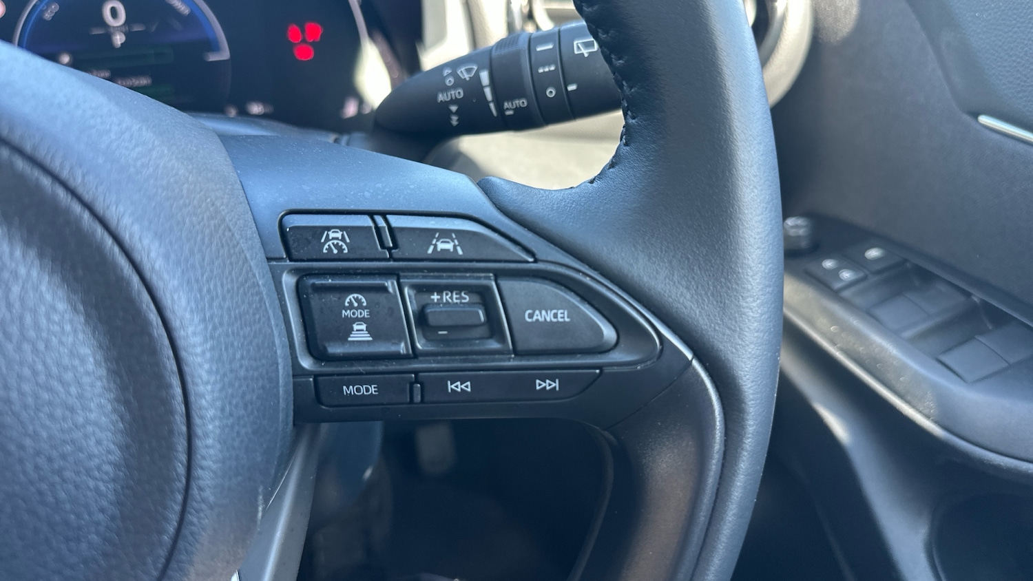 Used Toyota Yaris Cross 2025 for sale - 77968497: Photo 30