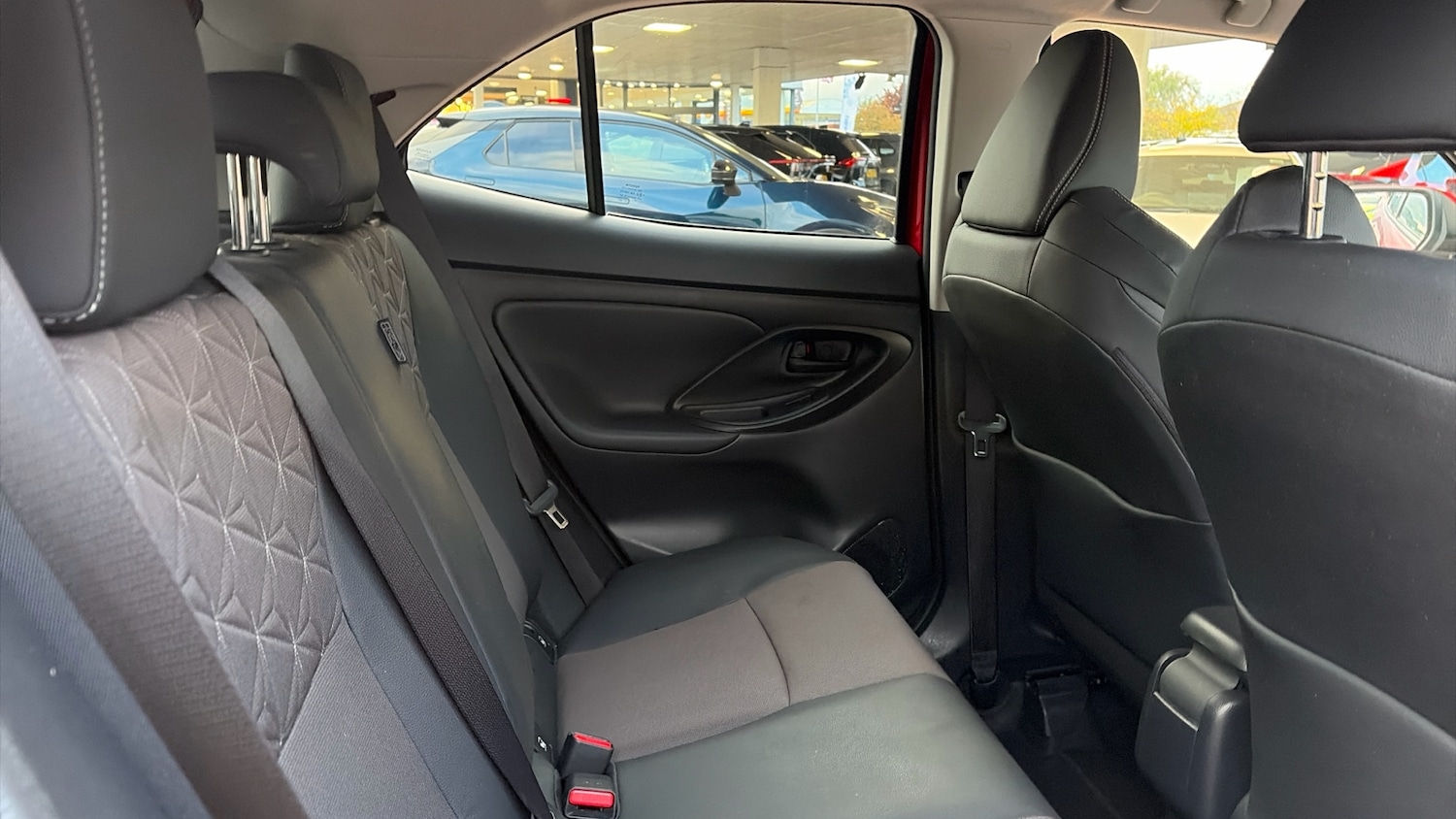 Used Toyota Yaris Cross 2022 for sale - 76198097: Photo 12