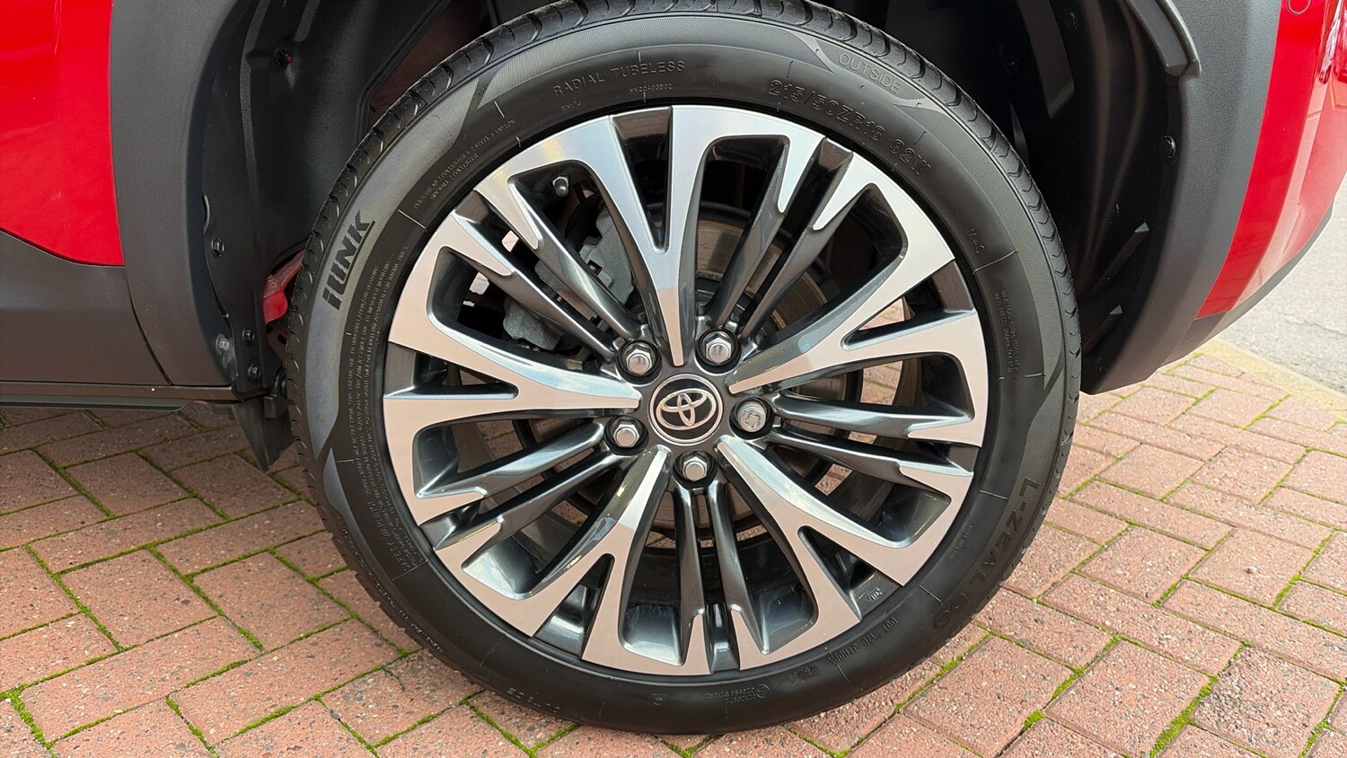 Used Toyota Yaris Cross 2022 for sale - 76198097: Photo 37