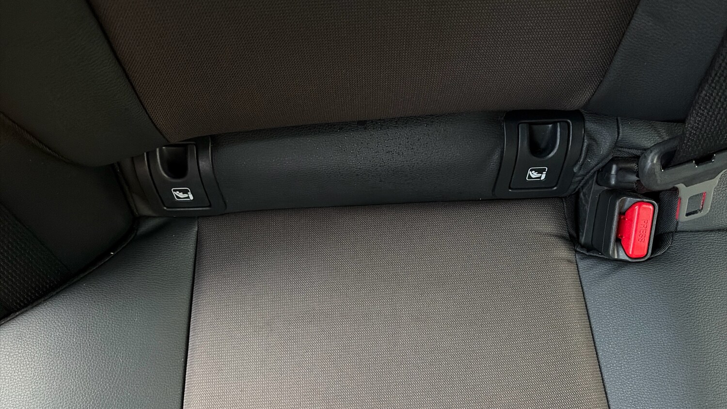 Used Toyota Yaris Cross 2022 for sale - 76198097: Photo 43