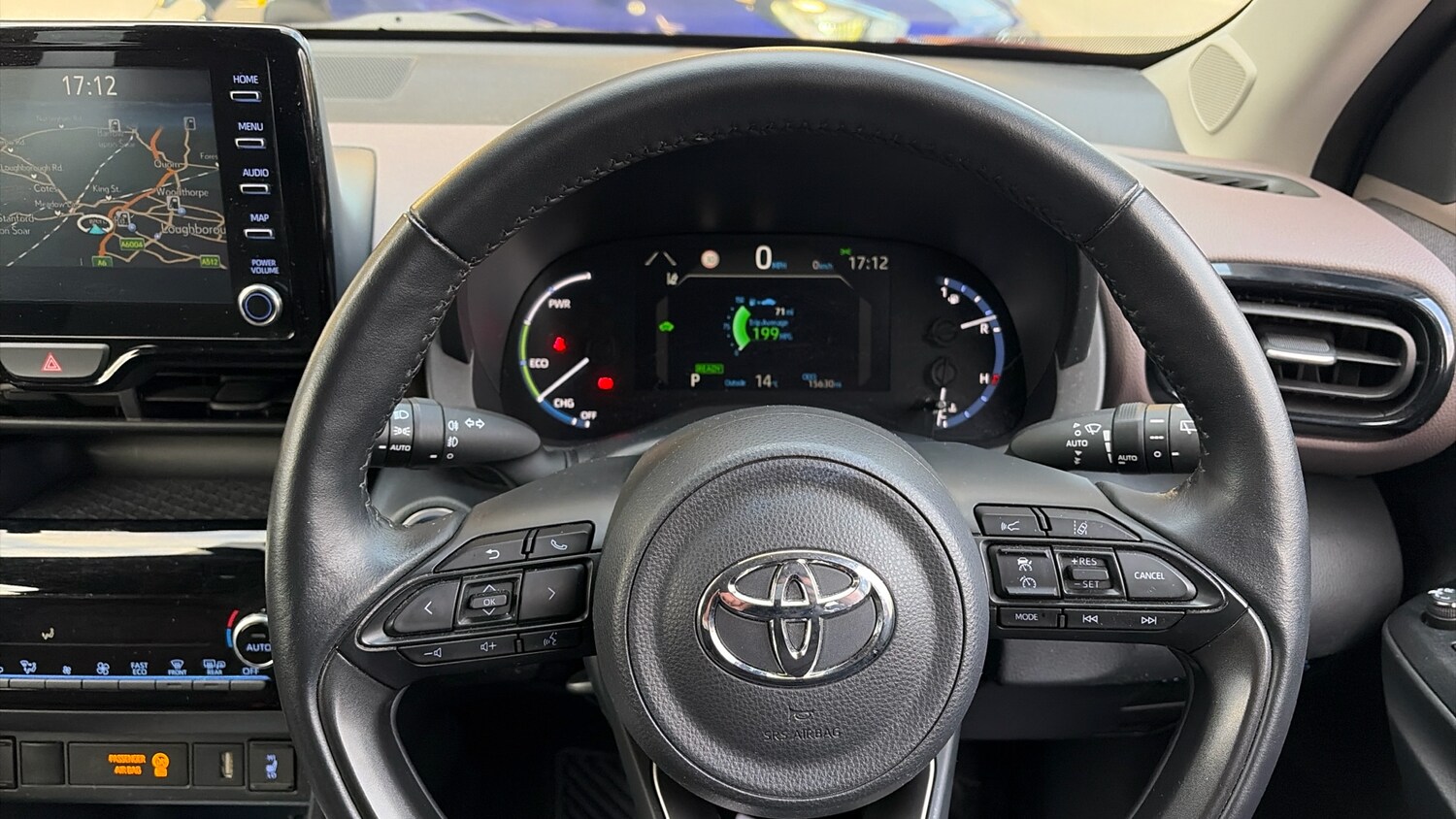 Used Toyota Yaris Cross 2022 for sale - 76198097: Photo 8