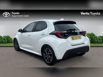 Used Toyota Yaris 2022 for sale - 78105422: Photo