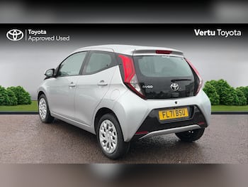 Used Toyota AYGO 2021 for sale - 79736014: Photo