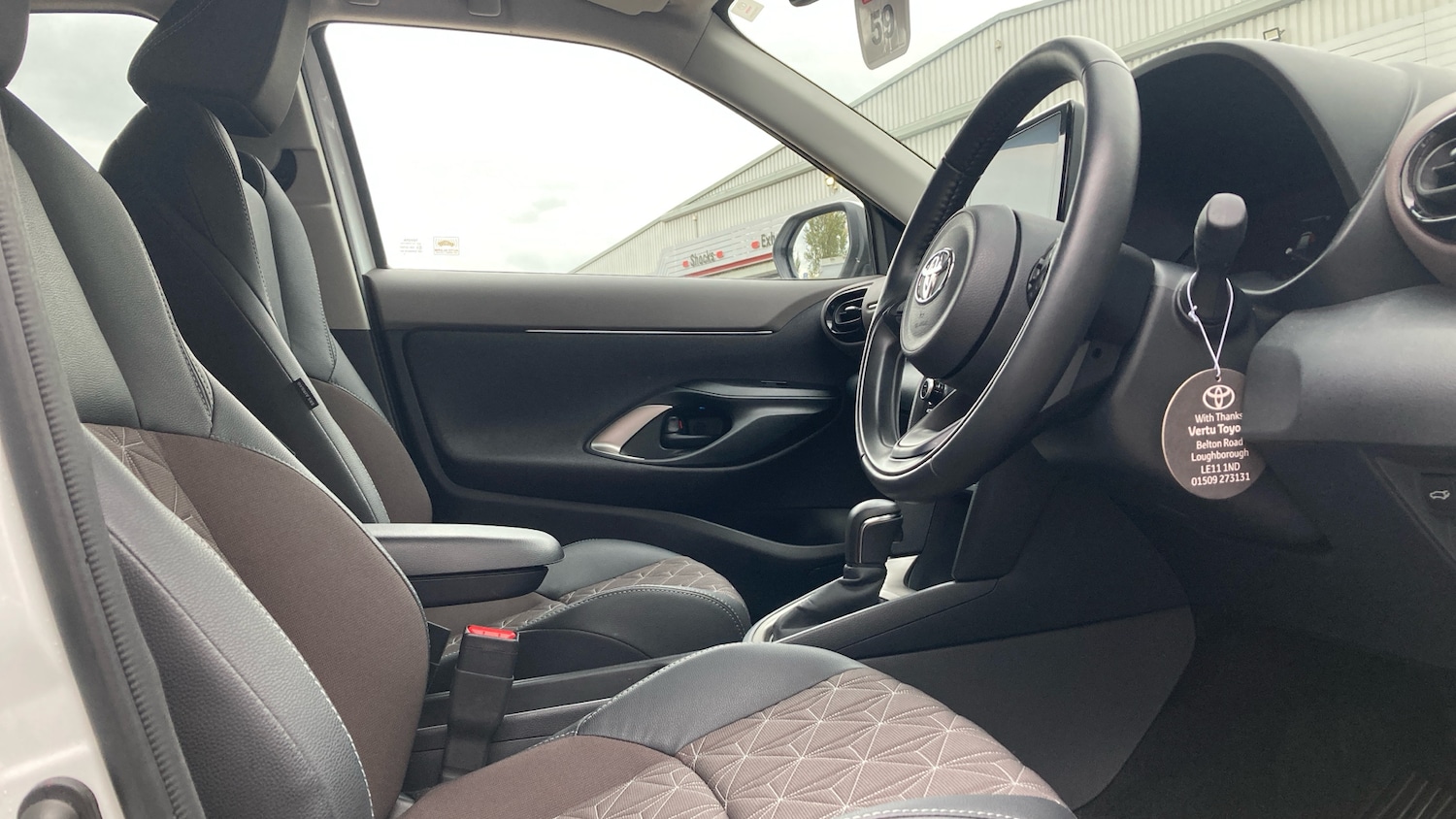 Used Toyota Yaris Cross 2023 for sale - 76818758: Photo 11