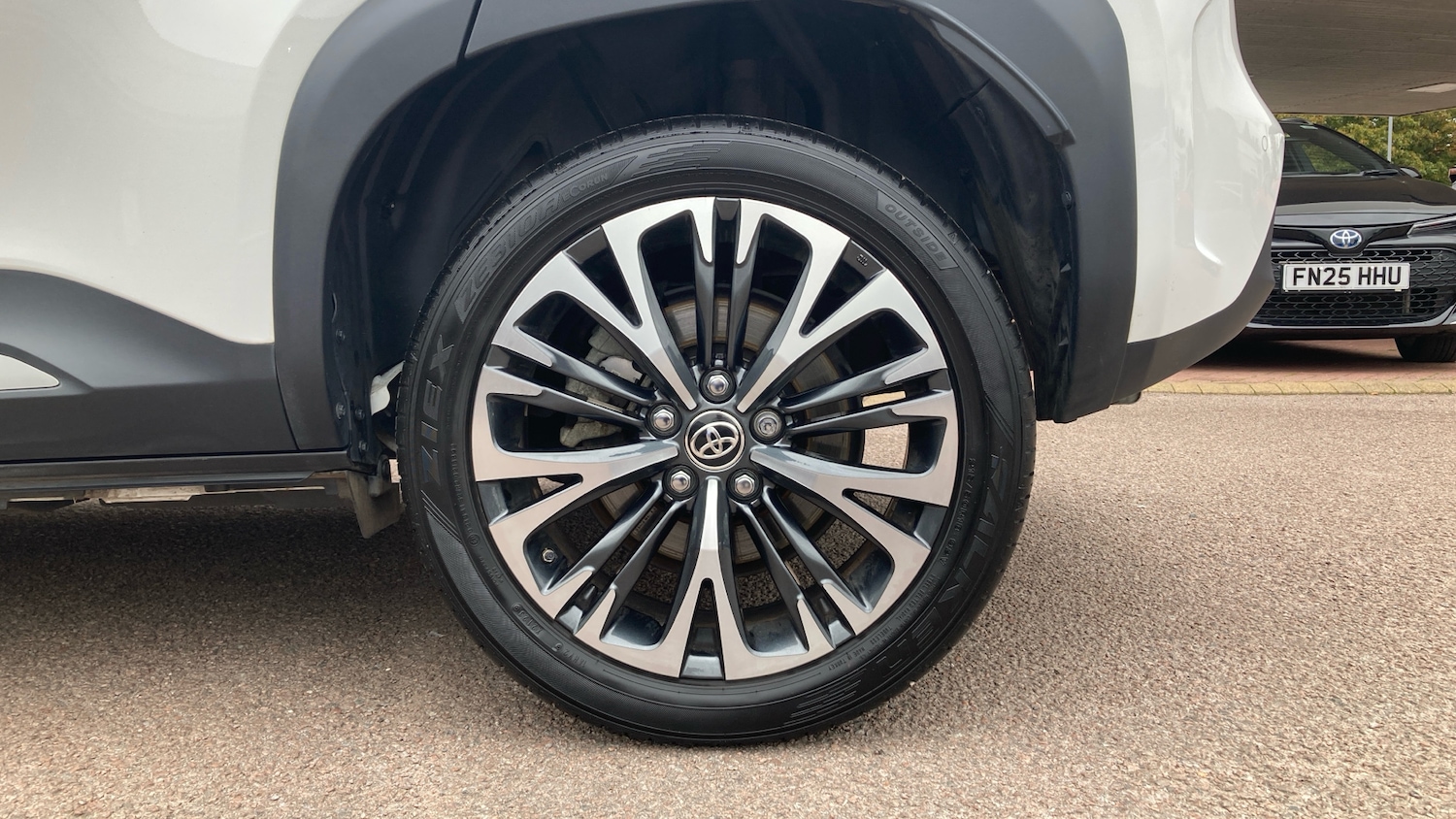 Used Toyota Yaris Cross 2023 for sale - 76818758: Photo 18