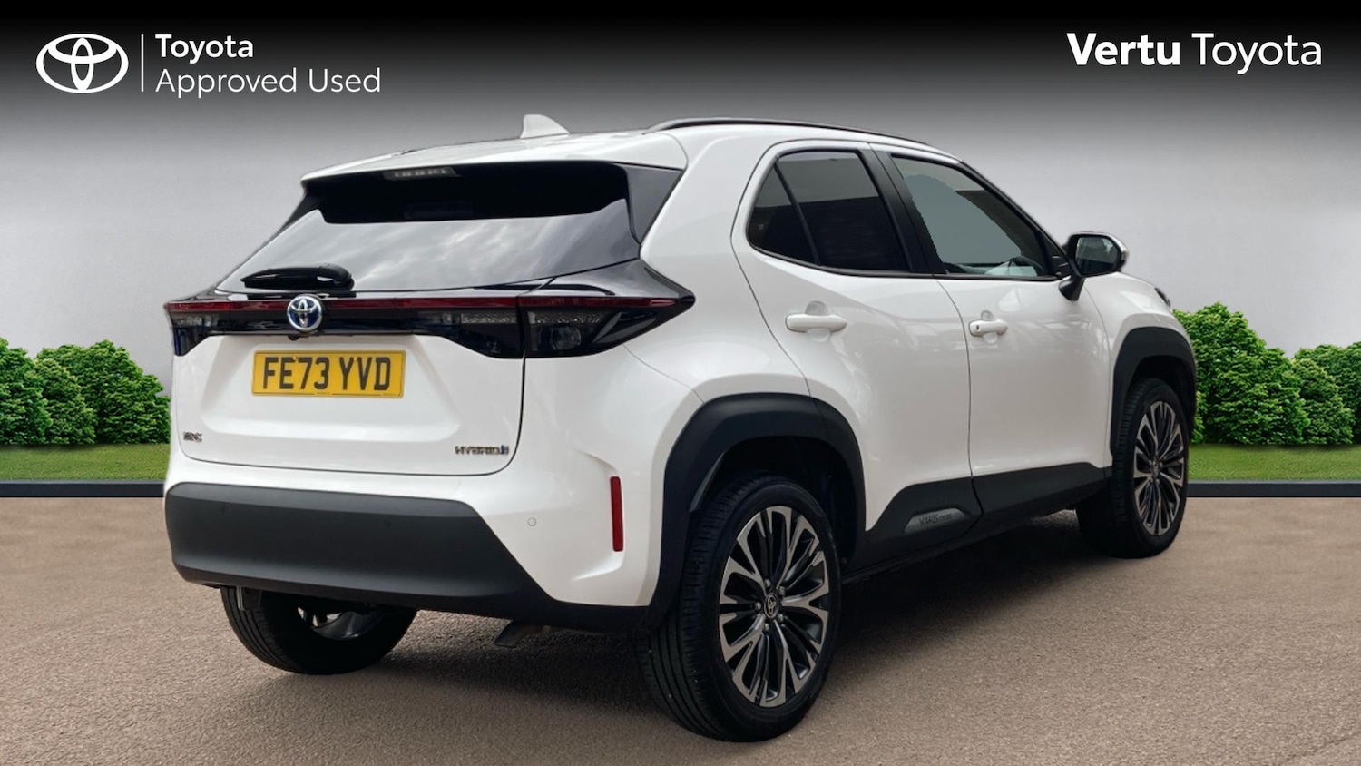 Used Toyota Yaris Cross 2023 for sale - 76818758: Photo 2