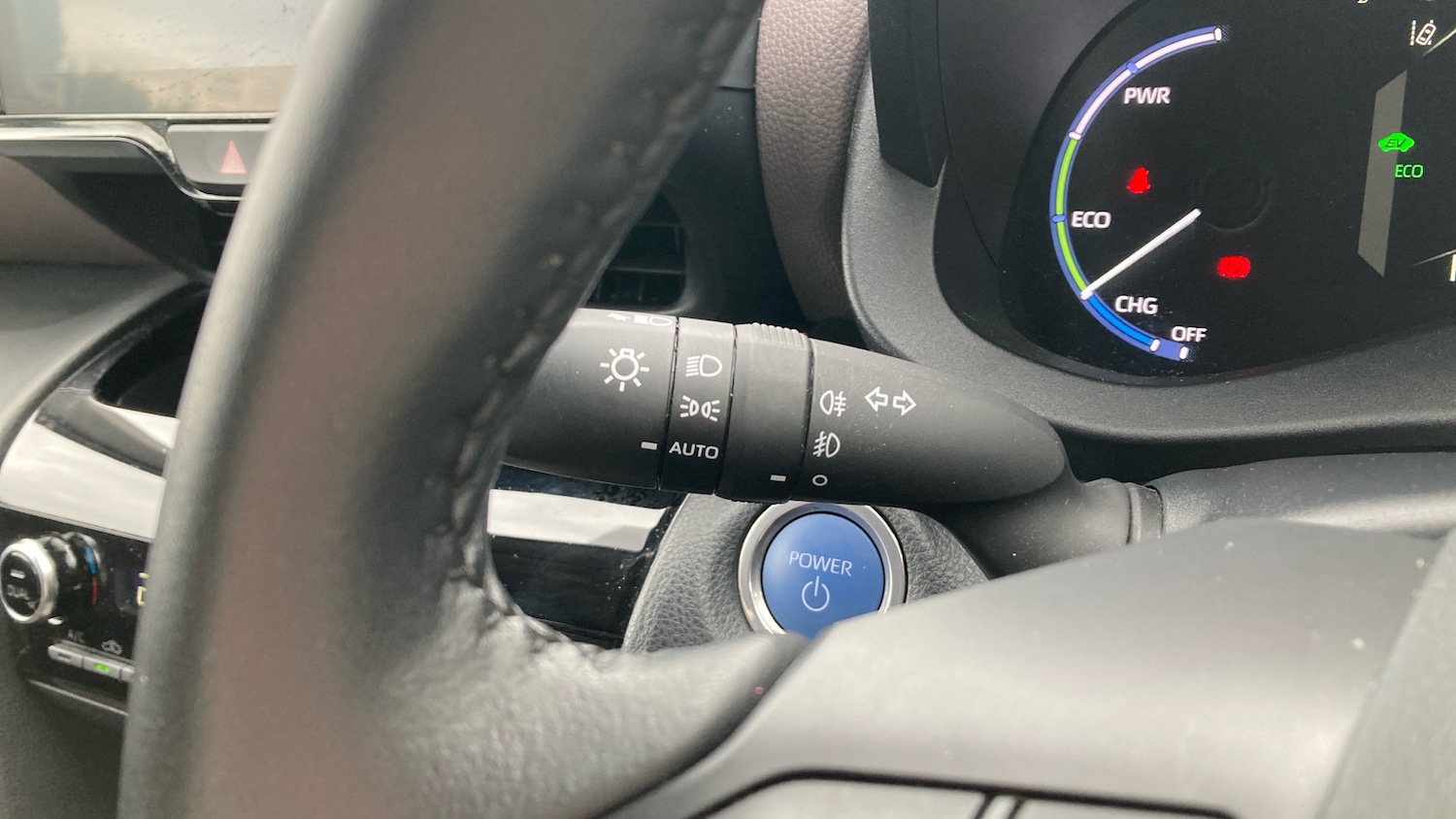 Used Toyota Yaris Cross 2023 for sale - 76818758: Photo 36