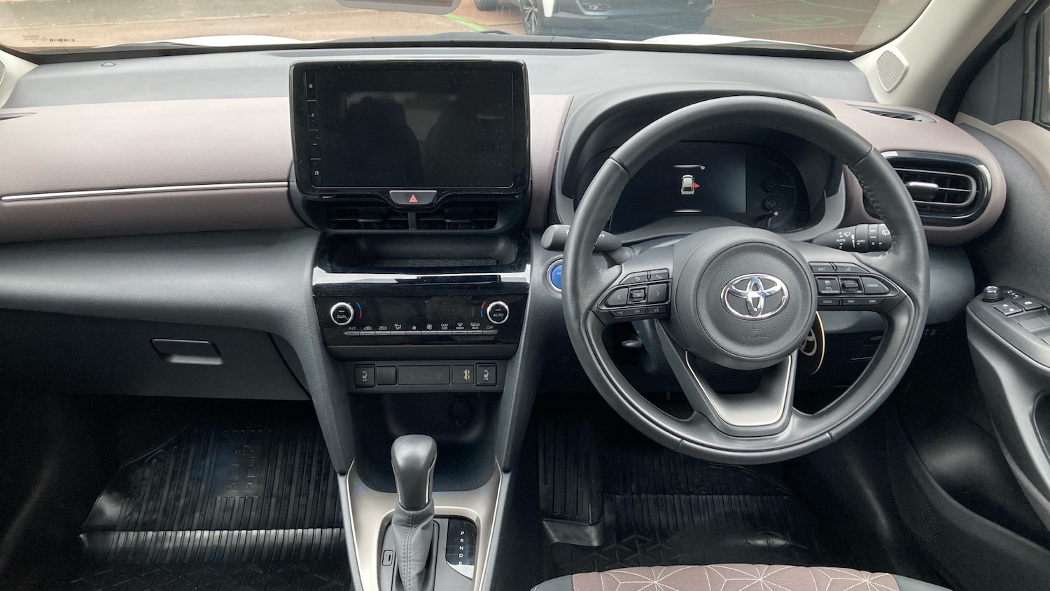 Used Toyota Yaris Cross 2023 for sale - 76818758: Photo 5