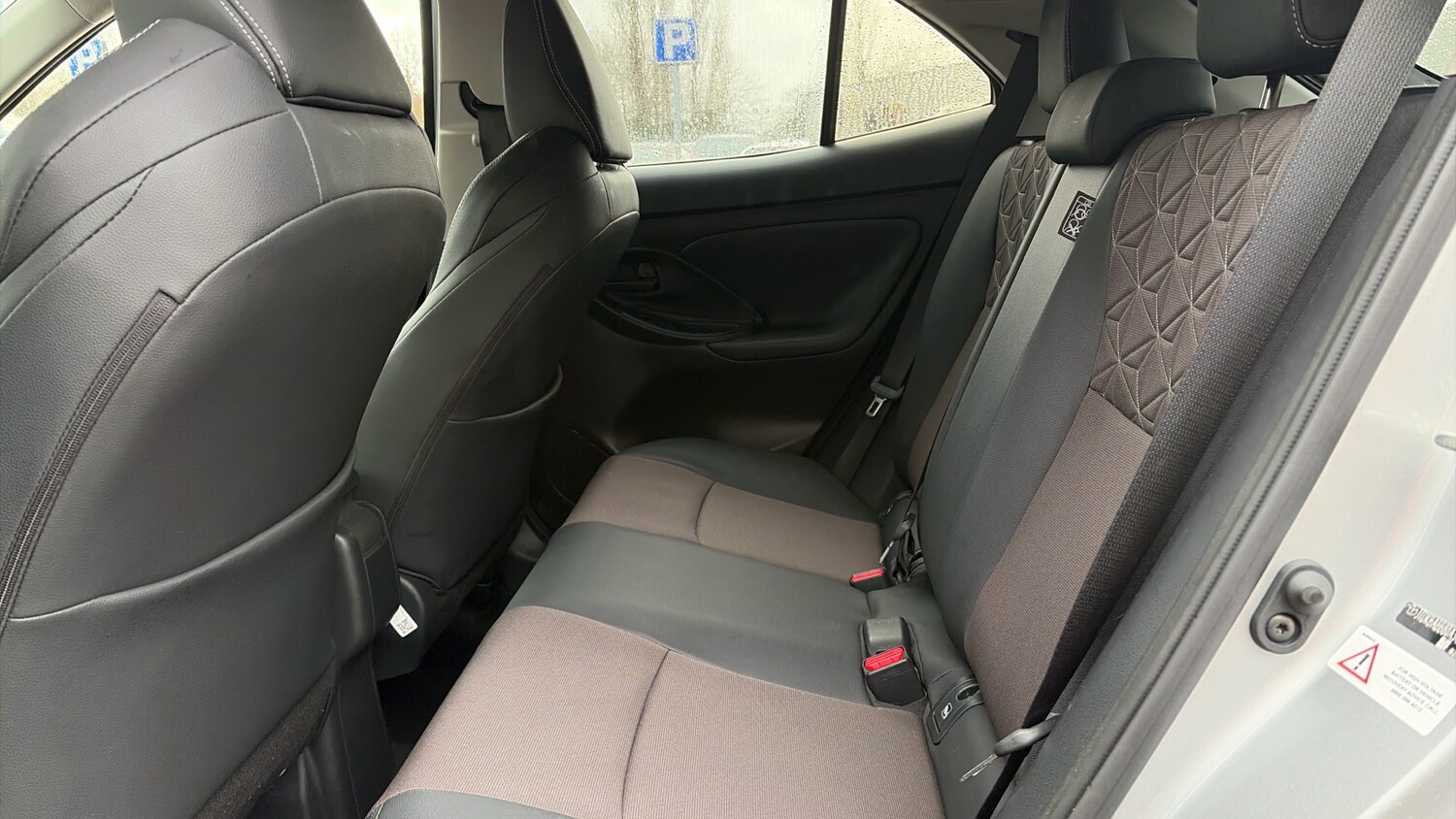 Used Toyota Yaris Cross 2024 for sale - 77590250: Photo 13