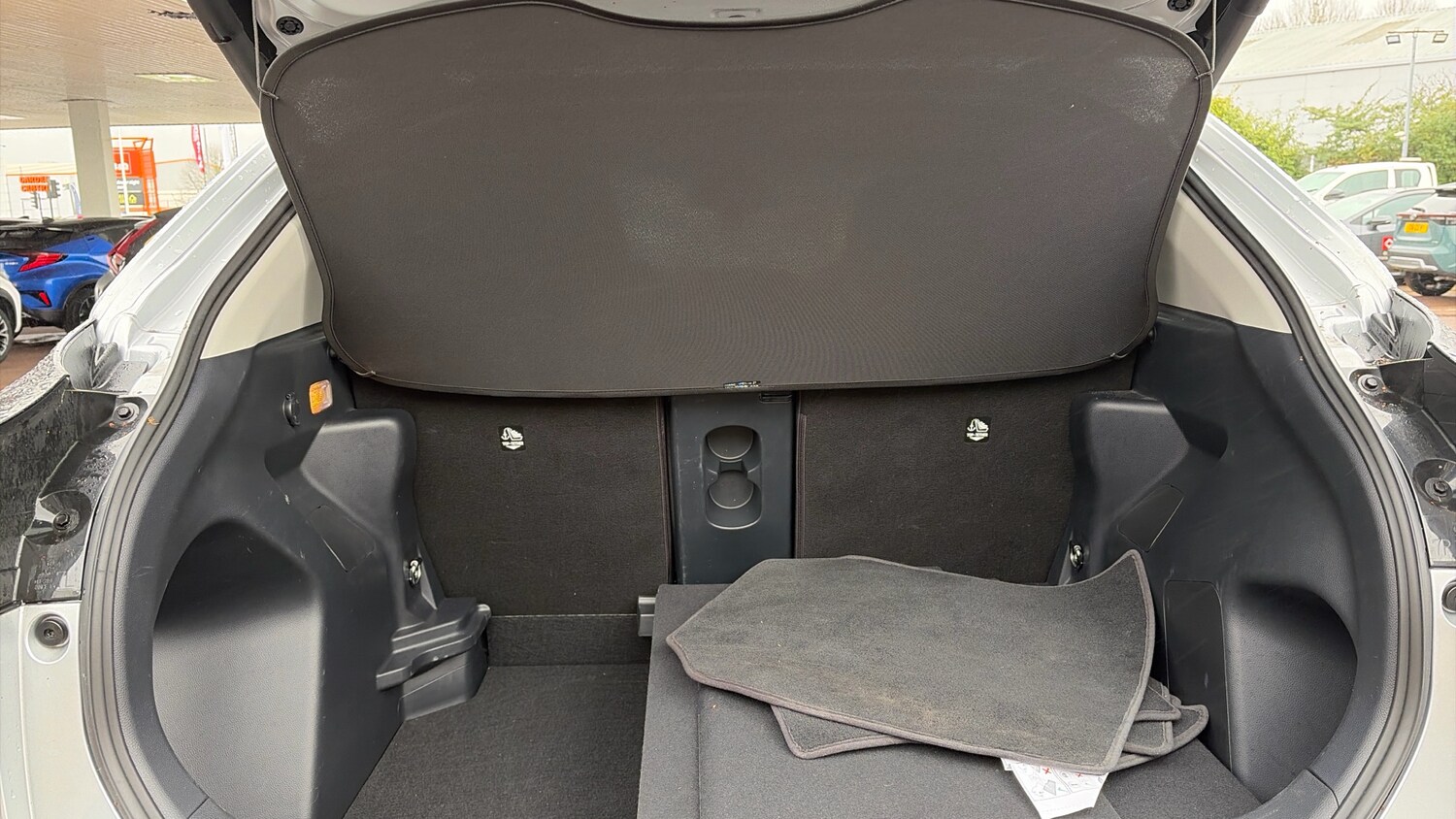 Used Toyota Yaris Cross 2024 for sale - 77590250: Photo 14