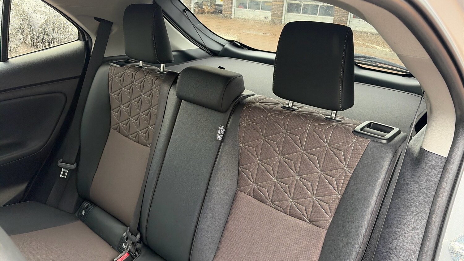 Used Toyota Yaris Cross 2024 for sale - 77590250: Photo 23