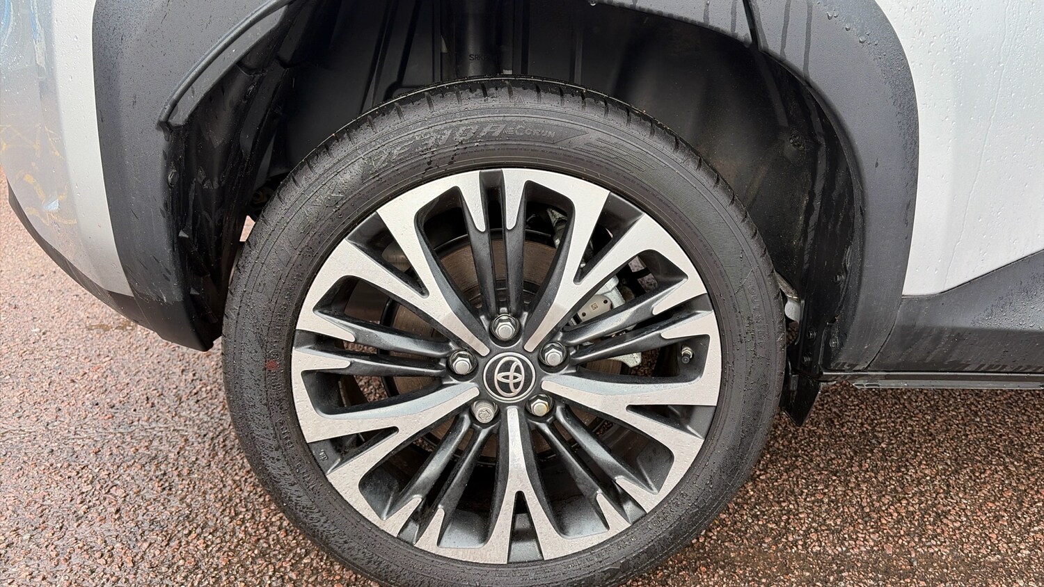 Used Toyota Yaris Cross 2024 for sale - 77590250: Photo 40