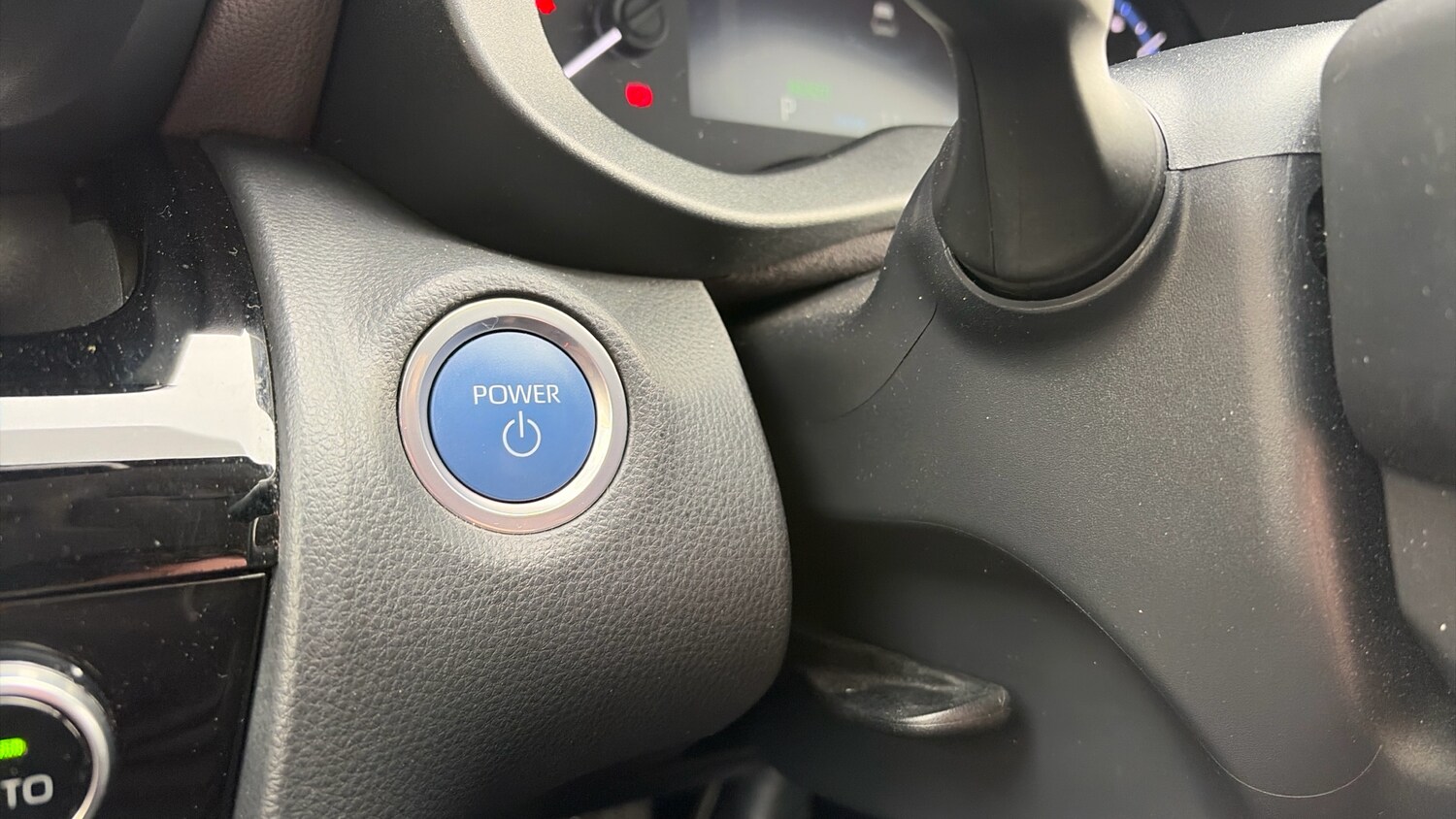 Used Toyota Yaris Cross 2024 for sale - 77590250: Photo 50