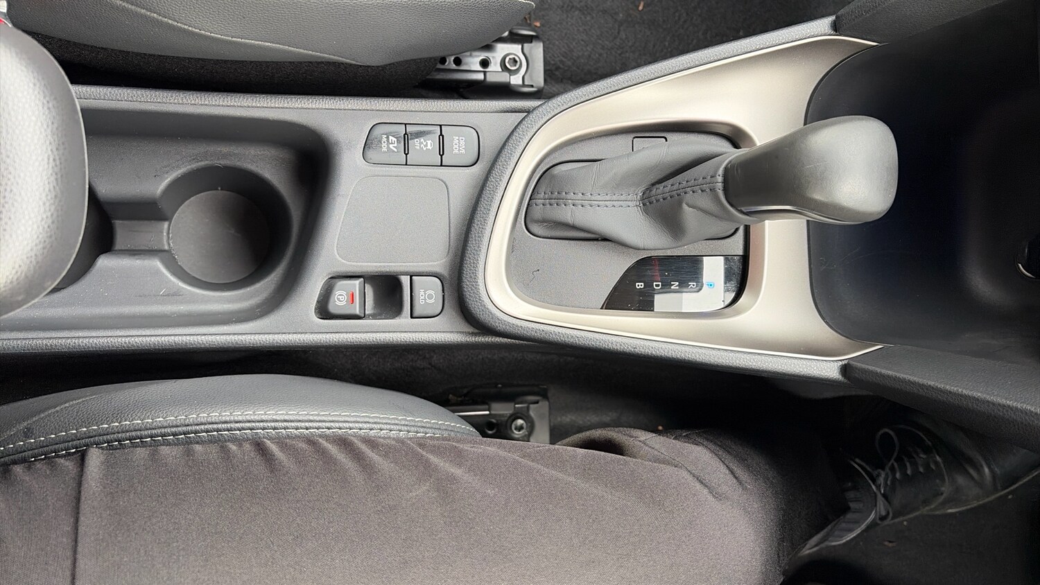 Used Toyota Yaris Cross 2024 for sale - 77590250: Photo 52