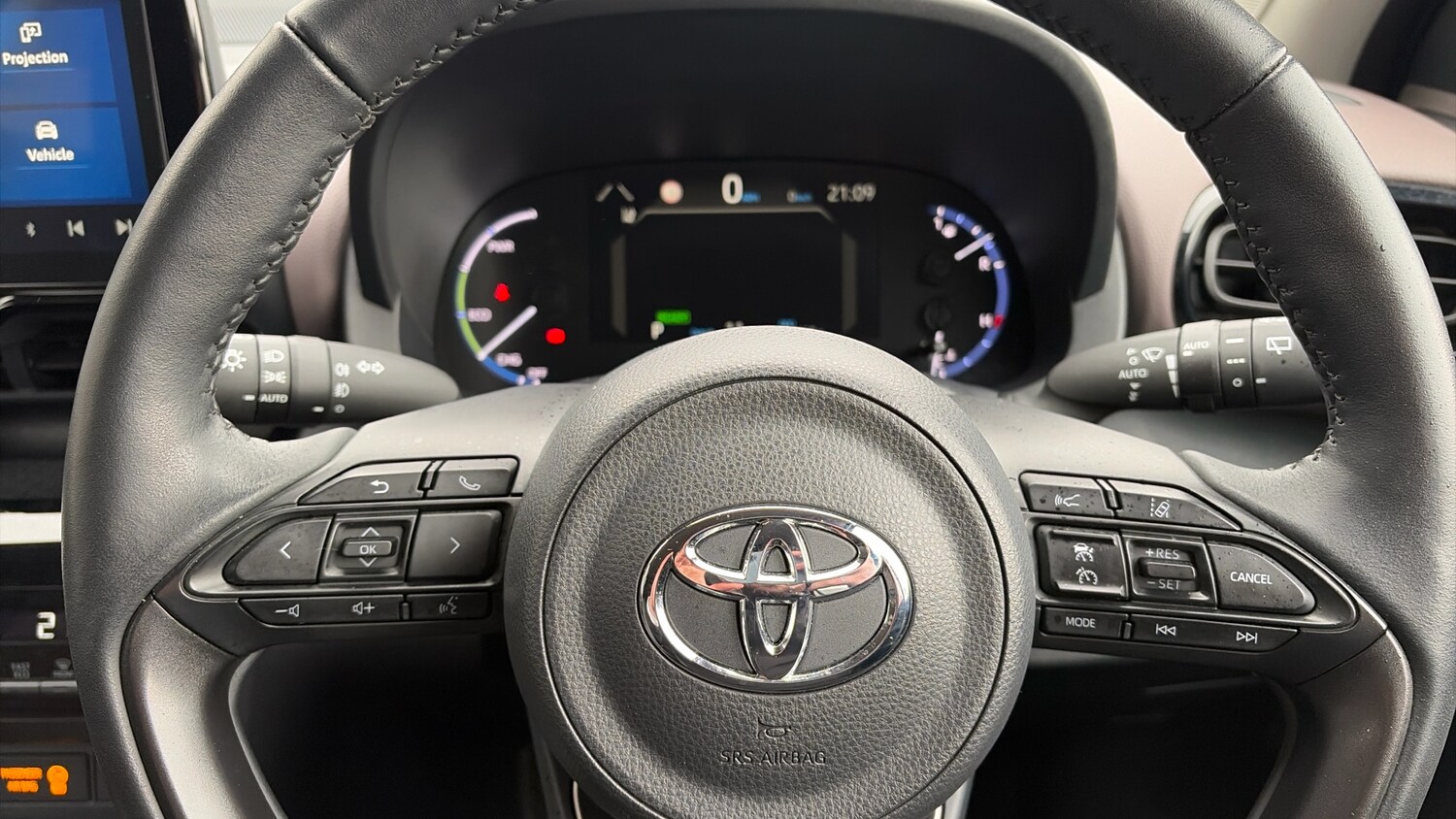 Used Toyota Yaris Cross 2024 for sale - 77590250: Photo 8