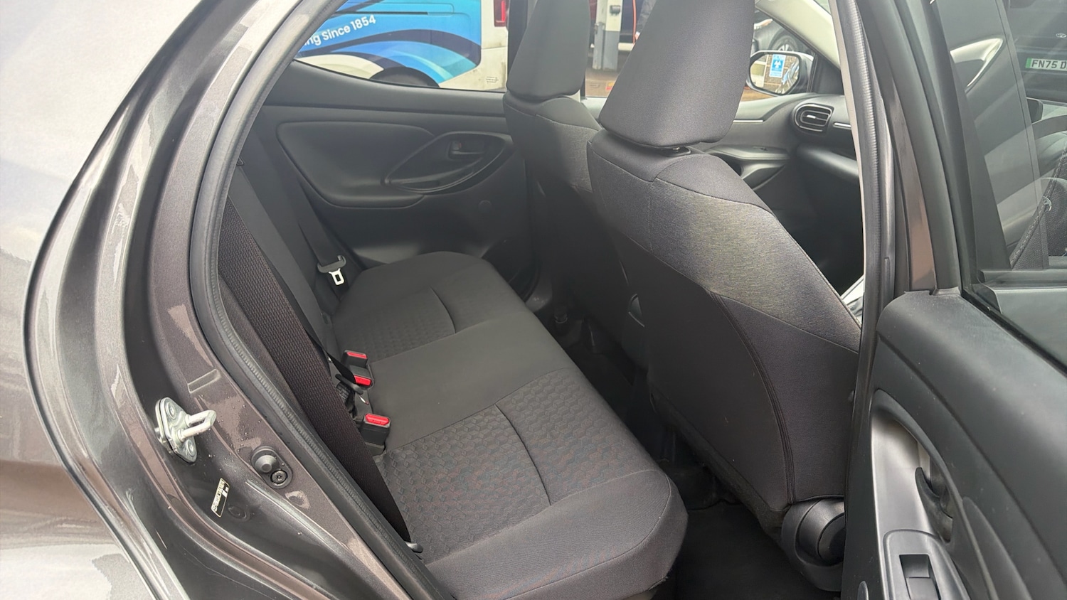 Used Toyota Yaris 2022 for sale - 77581965: Photo 12