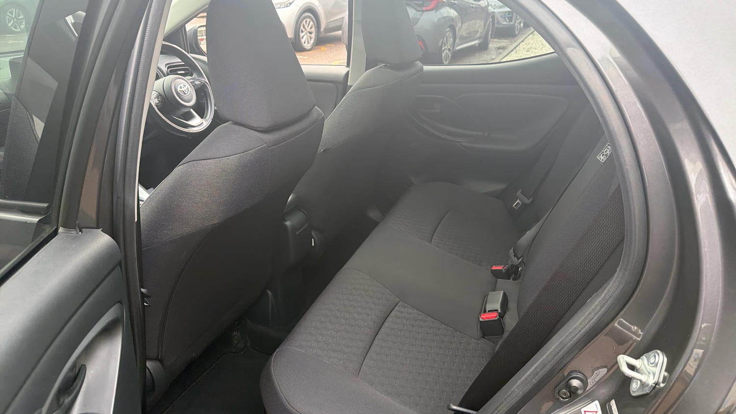 Used Toyota Yaris 2022 for sale - 77581965: Photo 13