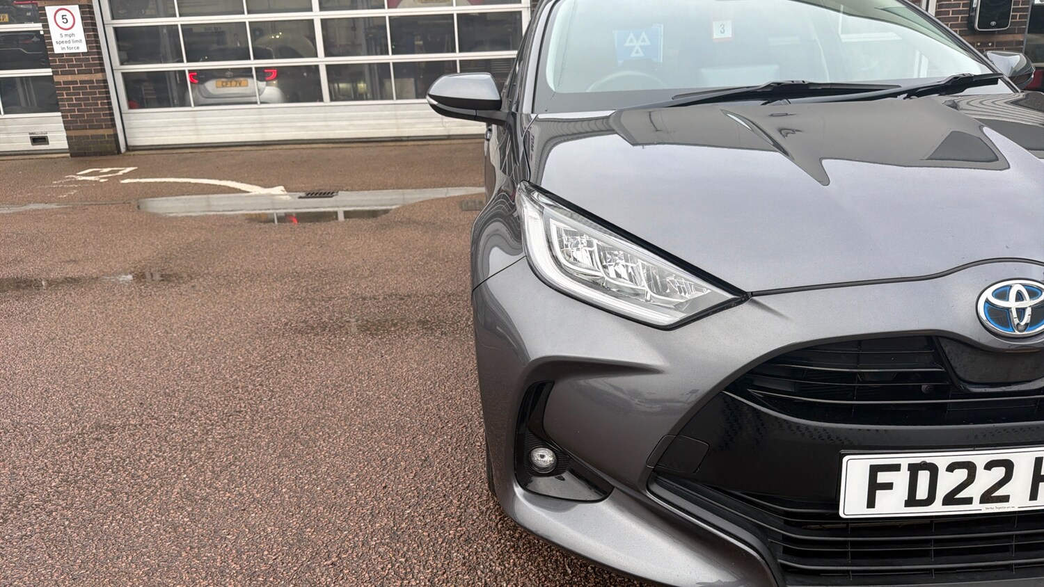 Used Toyota Yaris 2022 for sale - 77581965: Photo 49