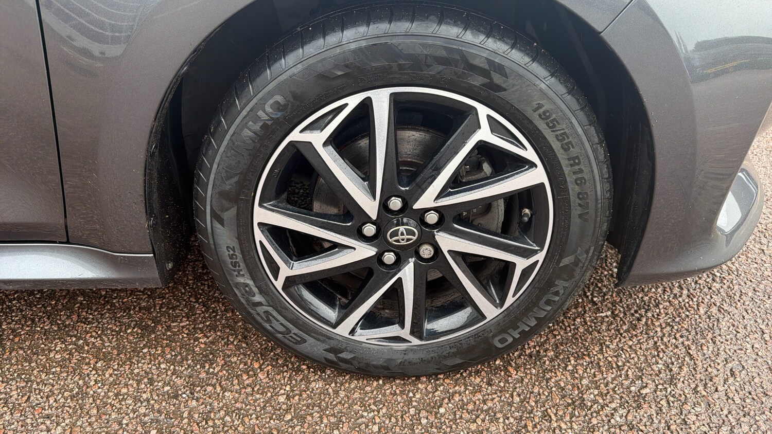 Used Toyota Yaris 2022 for sale - 77581965: Photo 56